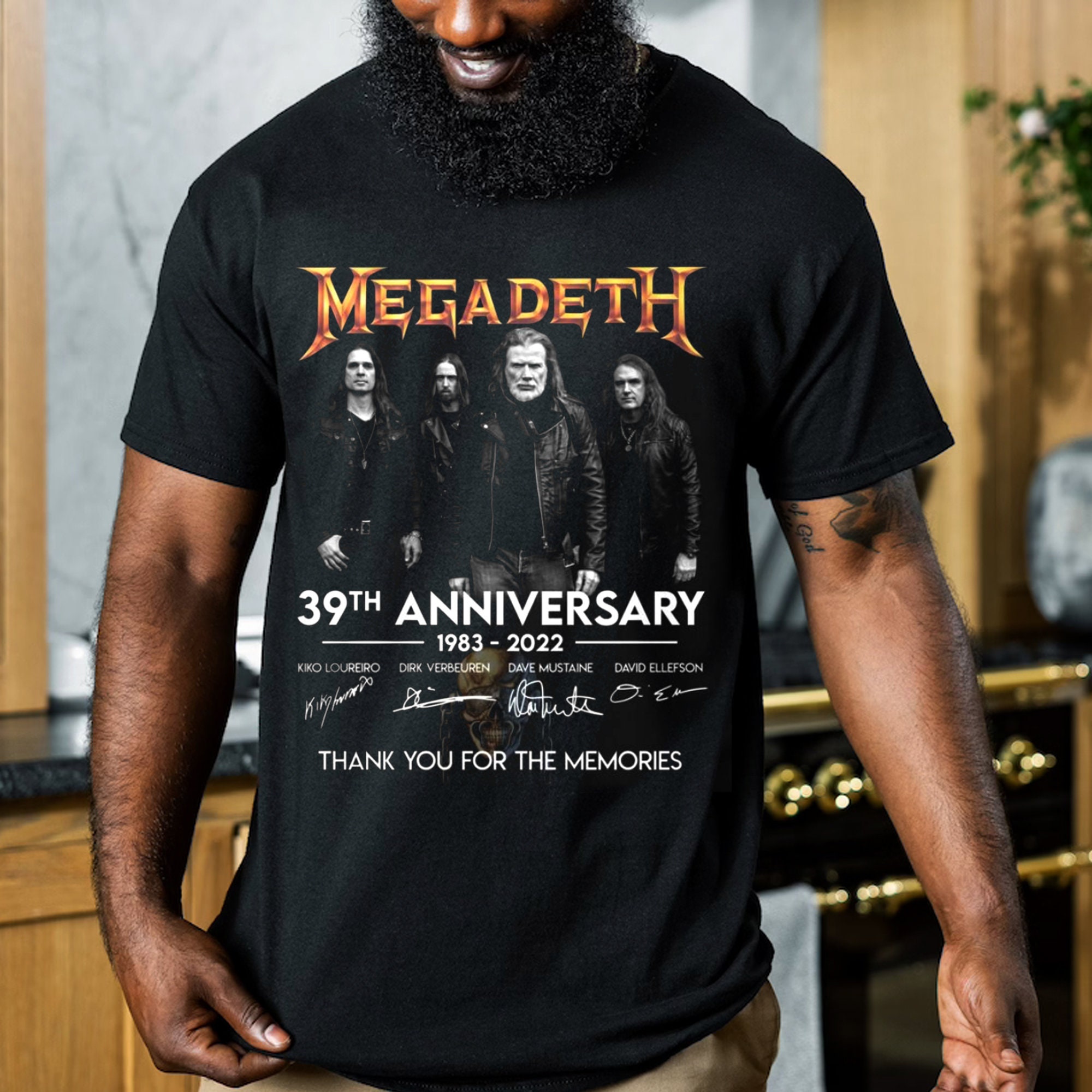 Megadeth Of 40th Anniversary 1983 2022 Signatures Thank You For The Memories Unisex T-Shirt