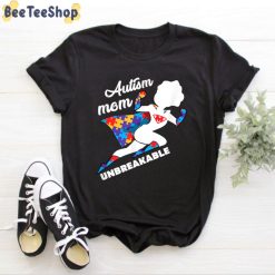 Super Mom Hero Puzzle Piece Autism Awareness Unisex T-Shirt