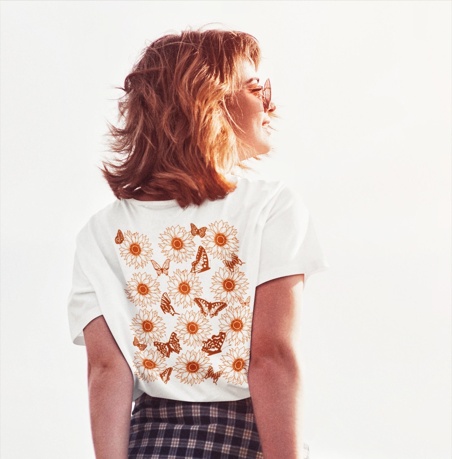 Bufterfly And Sunflower Garden Vintage Unisex T-Shirt