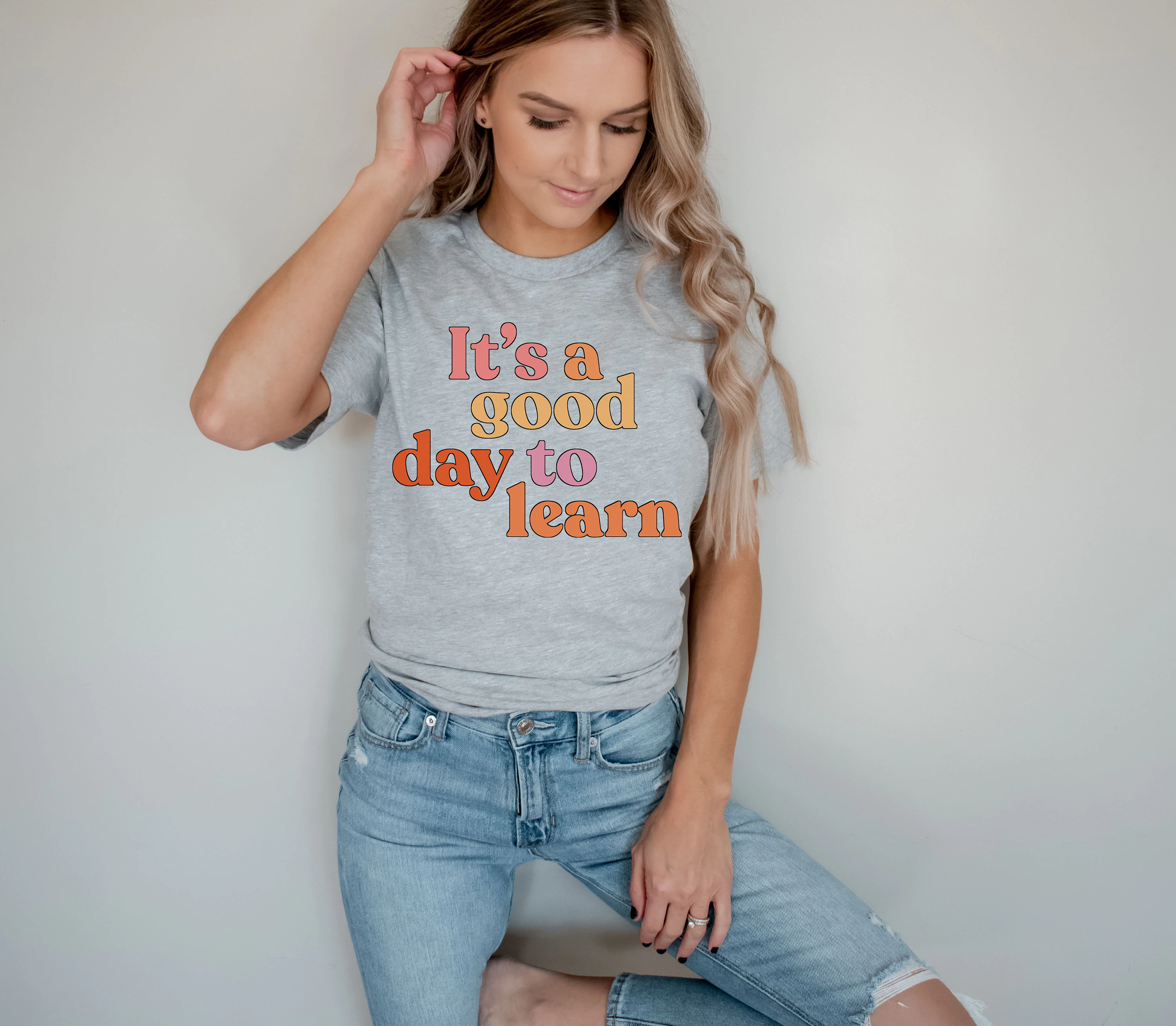 It’s A Good Day To Learn Cute Teacher Unisex T-Shirt