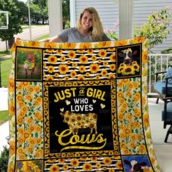 Just A Girl Who Loves Cows Quilt Blanket