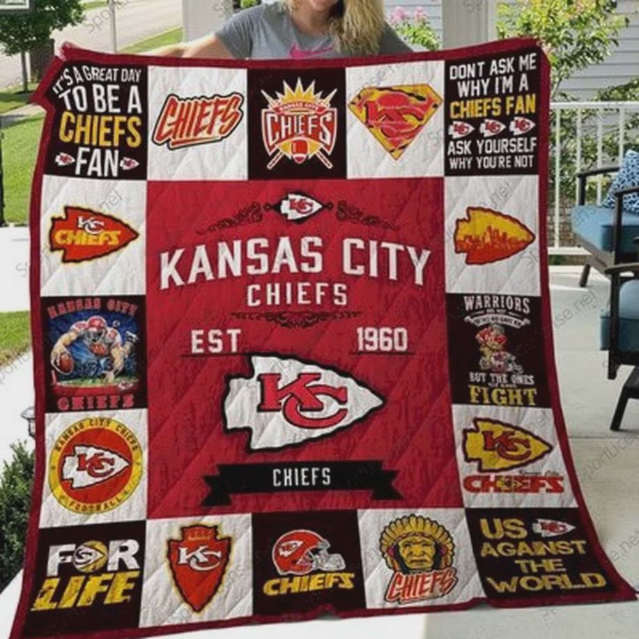 Kansas City Chiefs Red Quilt Blanket