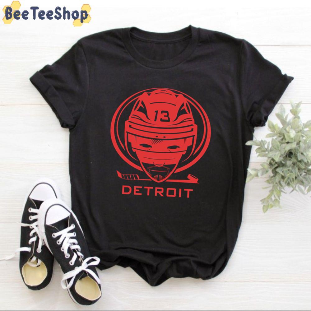 Retro Style Detroit Red Wings Hockey Unisex T-Shirt