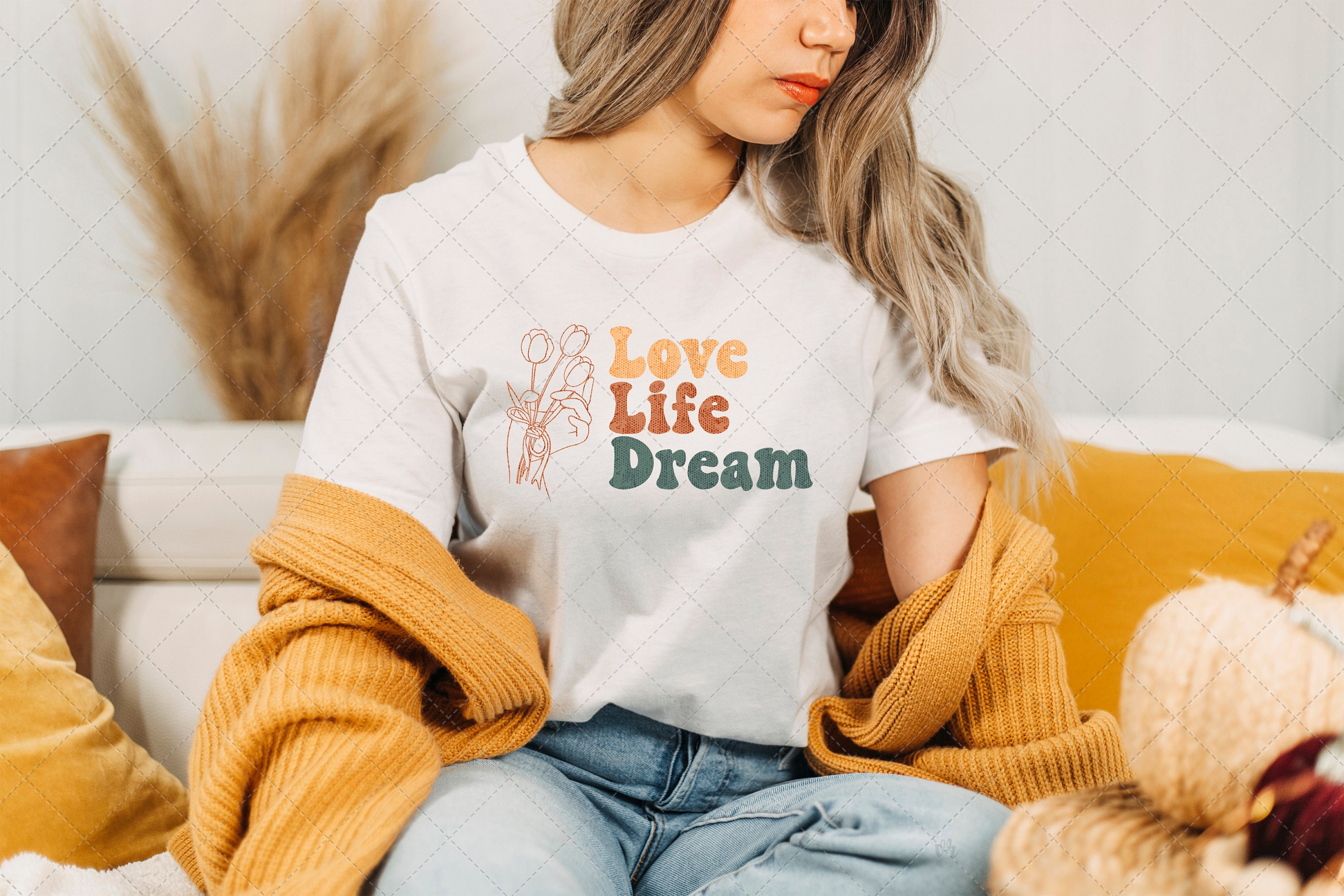 Retro Vintage Love Life Dream Hippie Unisex T-Shirt