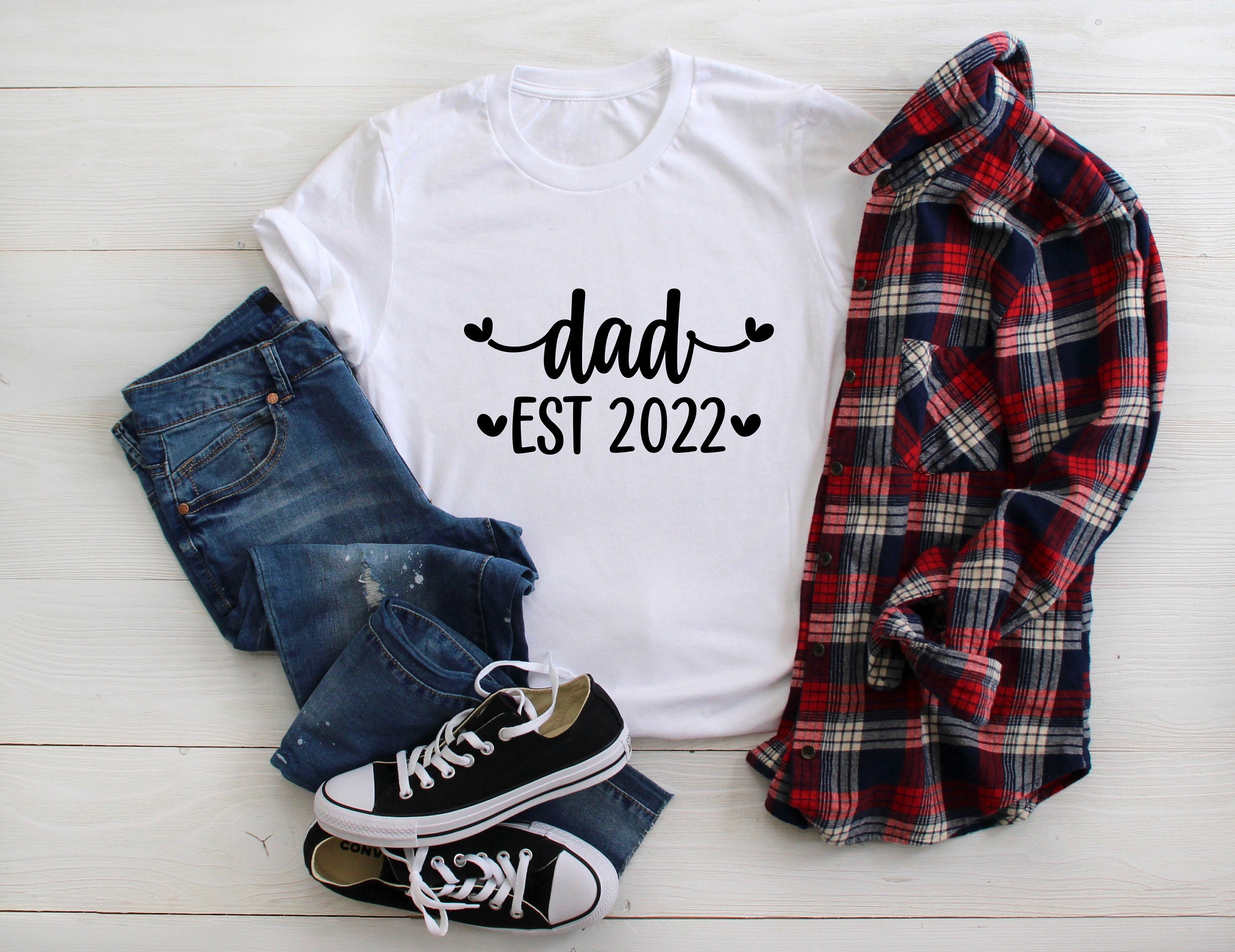 Sweet Heart Dad Est 2022 Happy Father’s Day Unisex T-Shirt