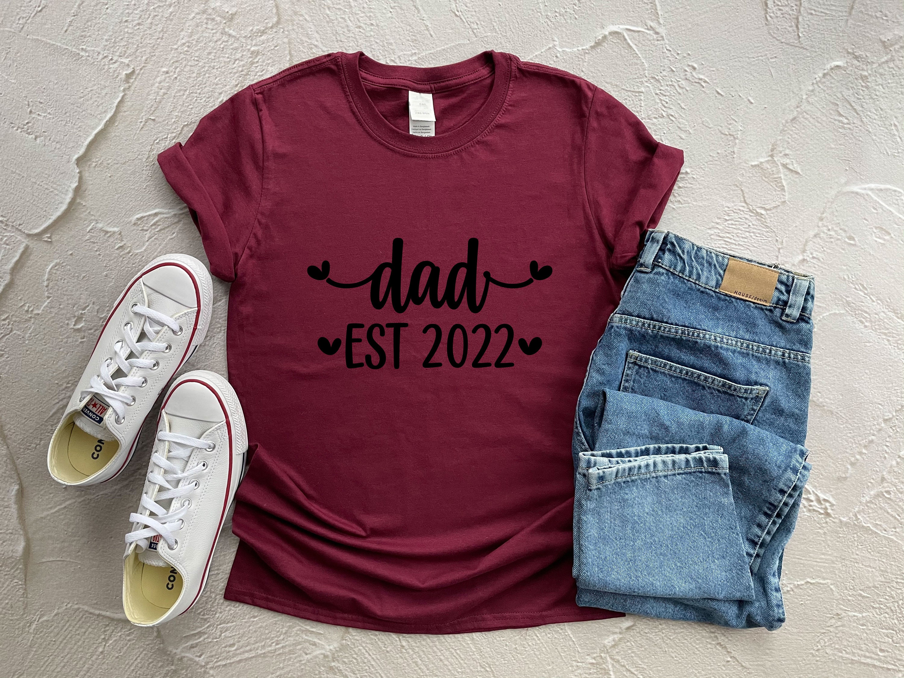 Sweet Heart Dad Est 2022 Happy Father’s Day Unisex T-Shirt