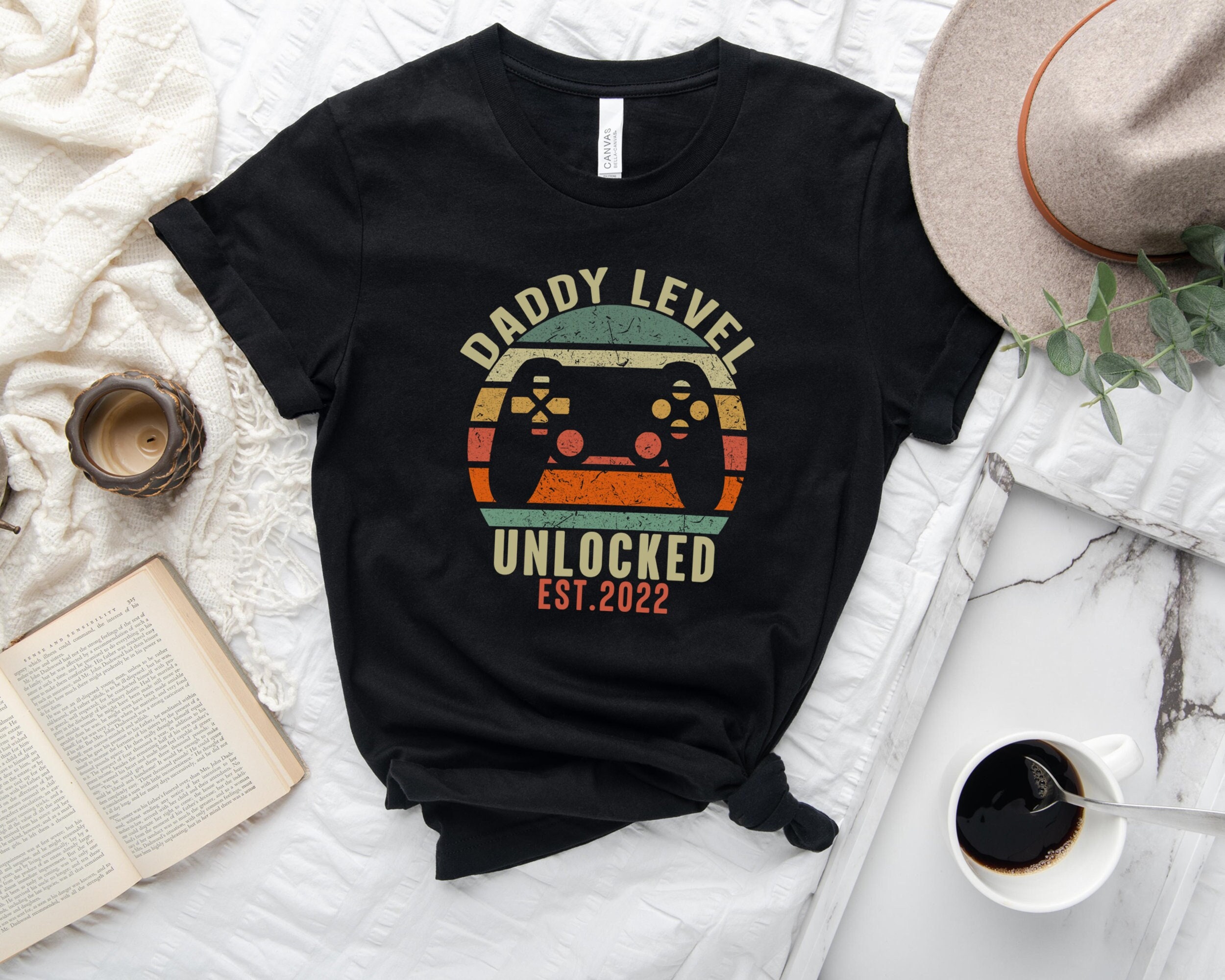 Vintage Game Lover Daddy Level Unlocked Est 2022 Happy Father’s Day Unisex T-Shirt