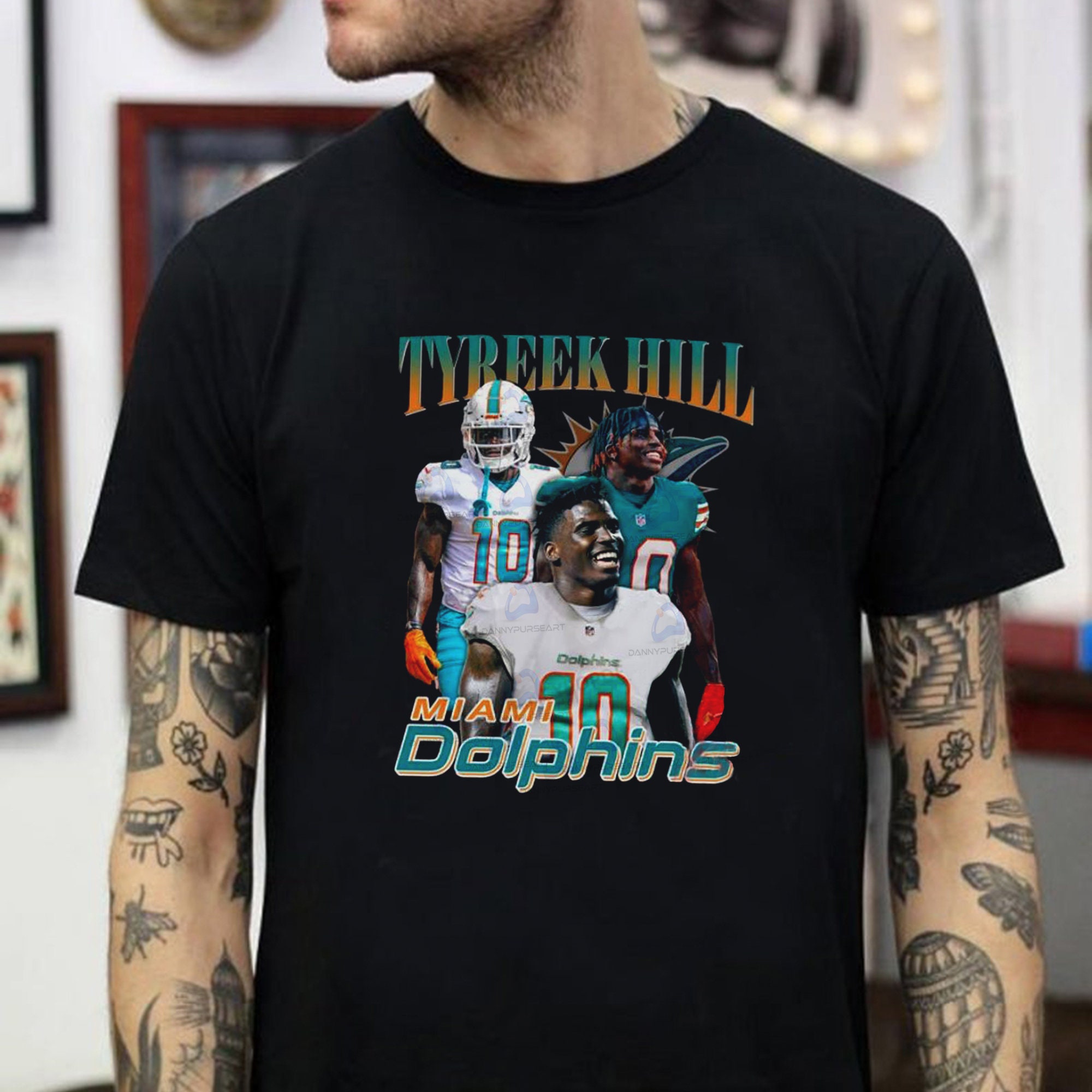 Vintage Tyreek Hill Dolphins Unisex T-Shirt