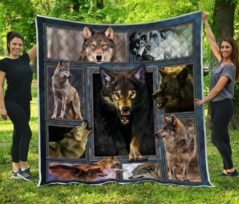 Wolf Premium Picture Collection Quilt Blanket