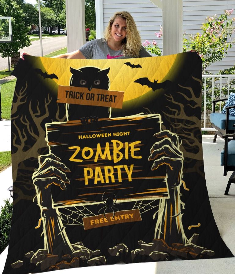 Zombie Party Halloween Night Quilt Blanket