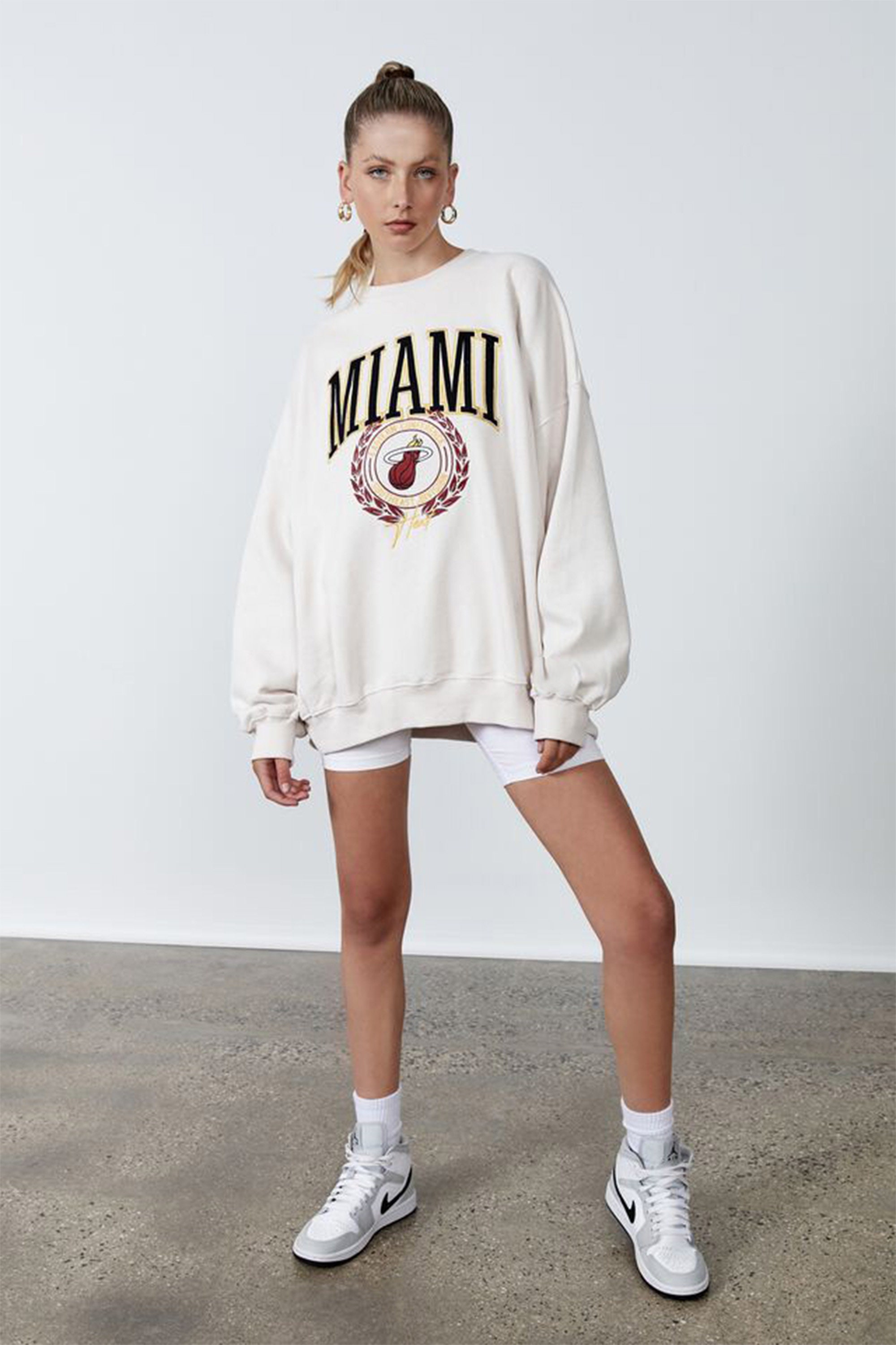 NBA Miami Heat Women's Ombre Arch Print Burnout Crew Neck Fleece Sweatshirt  - S