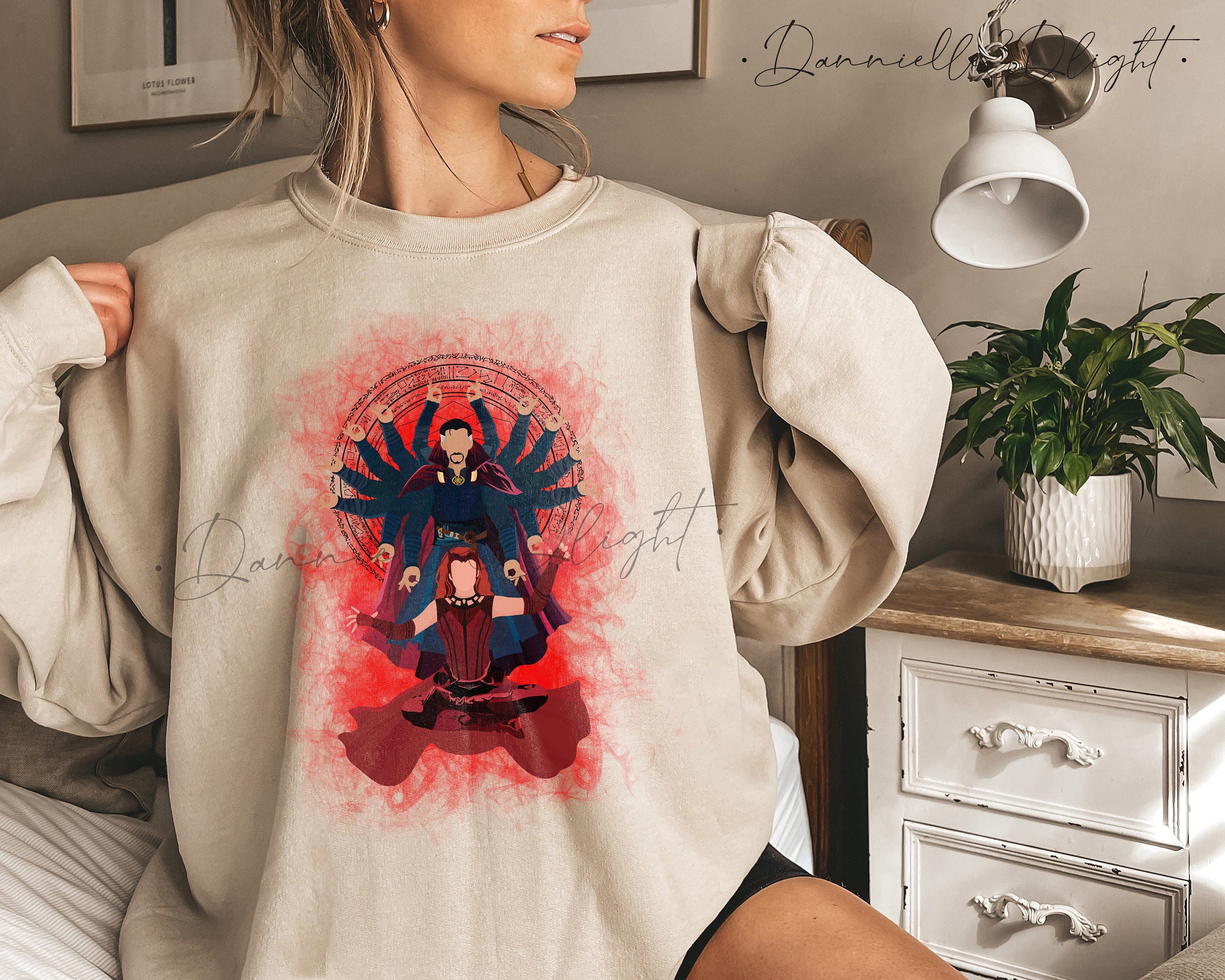 Art Doctor Strange And Scarlet Witch Multiverse Of Madness Unisex T-Shirt