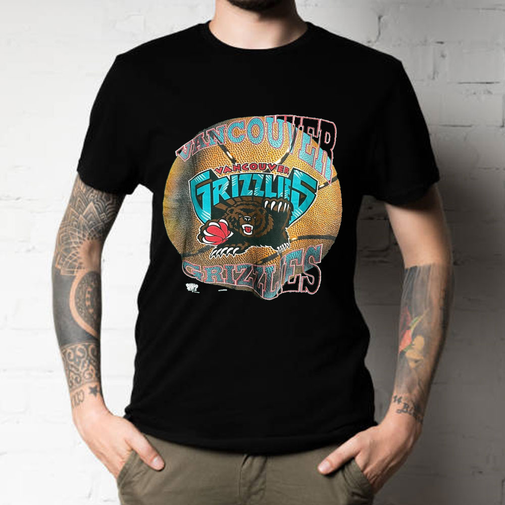 Retro Vintage Vancouver Grizzlies Basketball Graphic Unisex T-Shirt