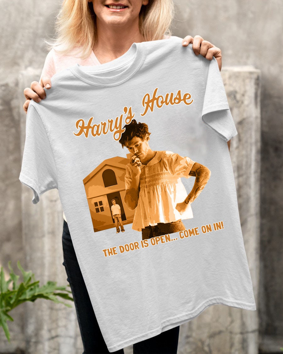 The Door Is Open Come On In Harry’s House As It Was New Album Unisex T-Shirt