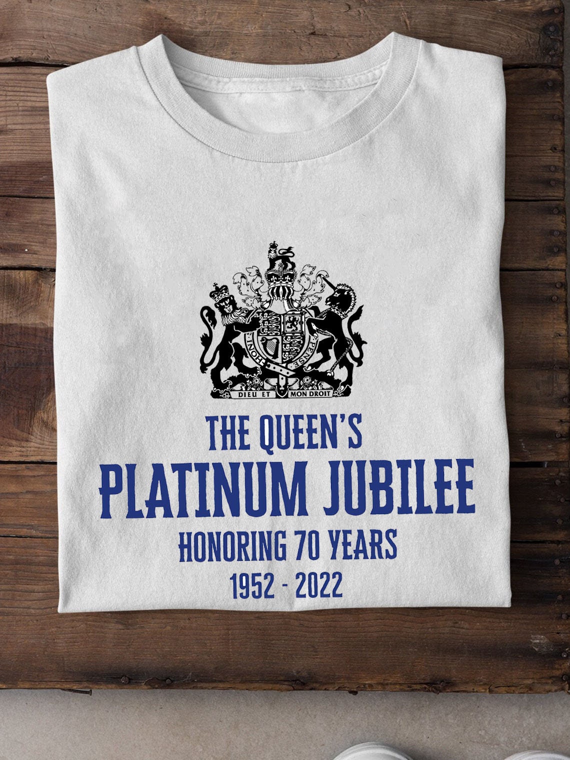 The Queen's Platinum Jubilee Queen Elizabeth II Honoring 70 Years 1952 ...