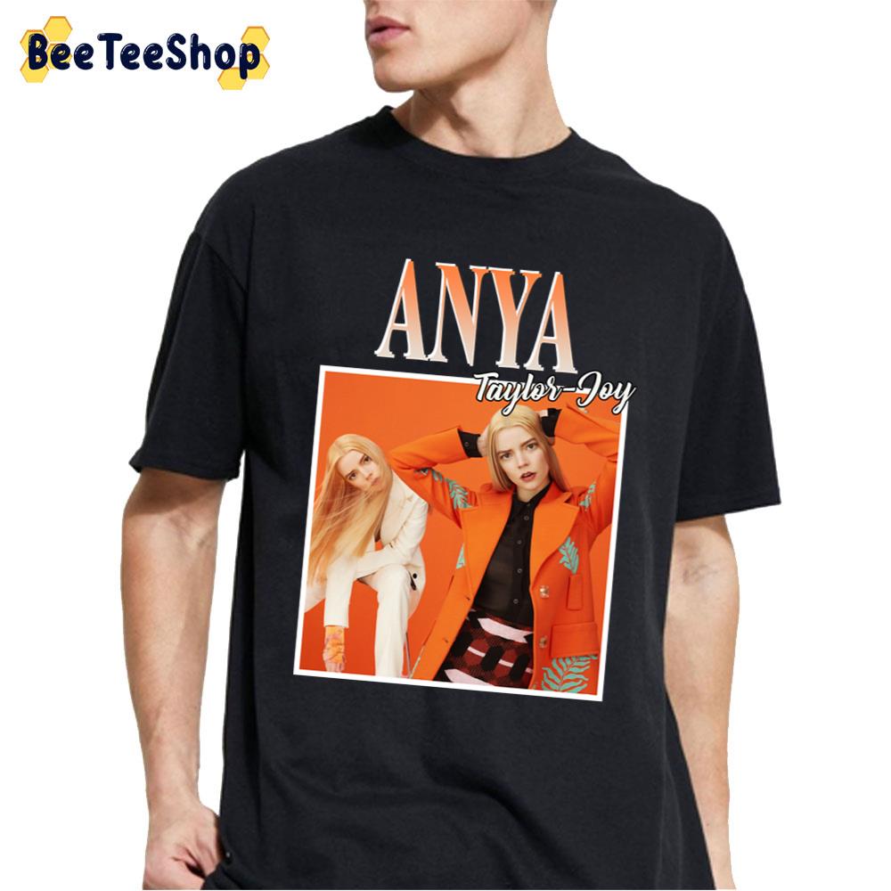 90’s Vintage Art Anya Taylor Joy Unisex T-Shirt