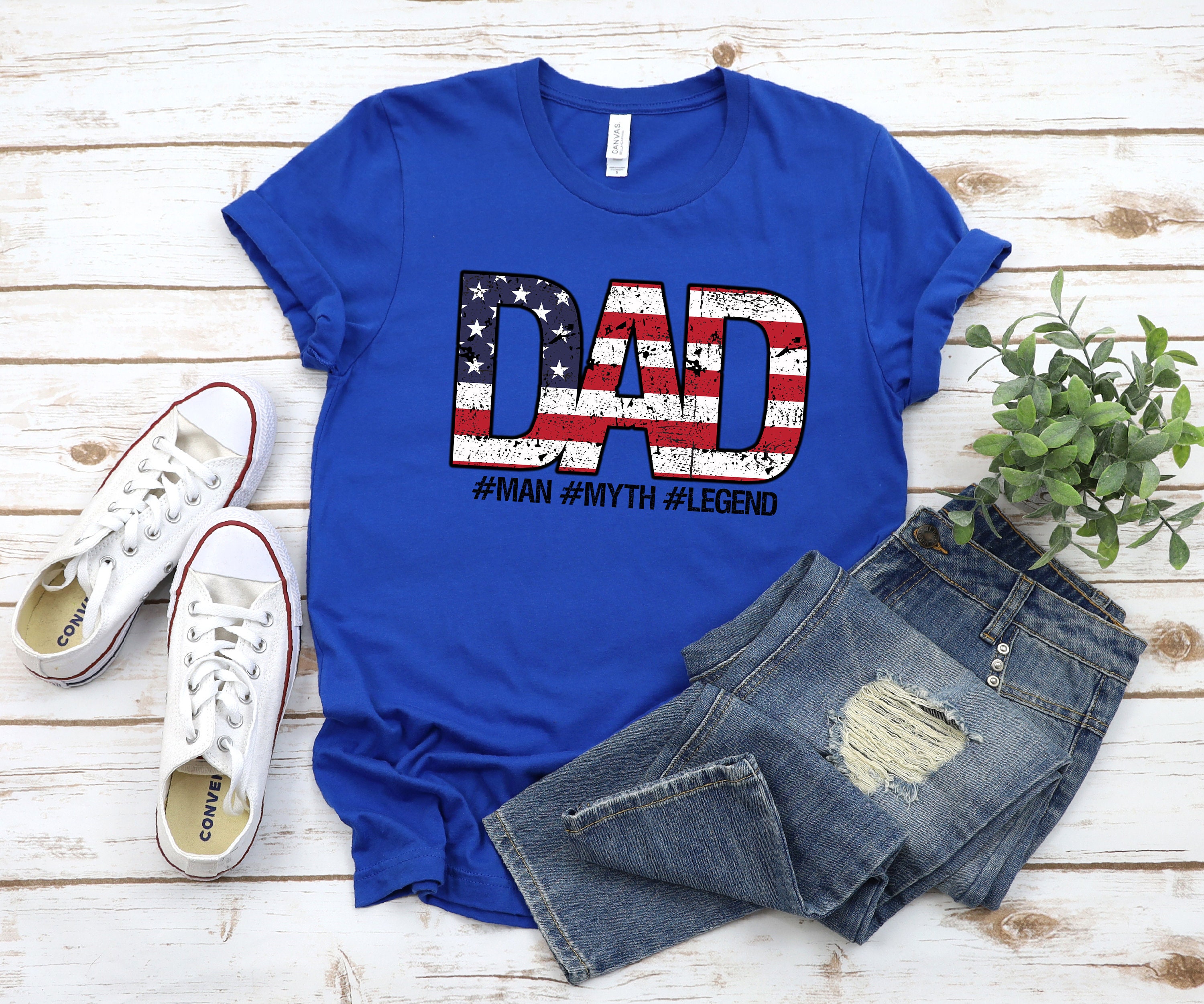 Dad American Flag Dad Man Myth Legend Father’s Day Unisex T-Shirt