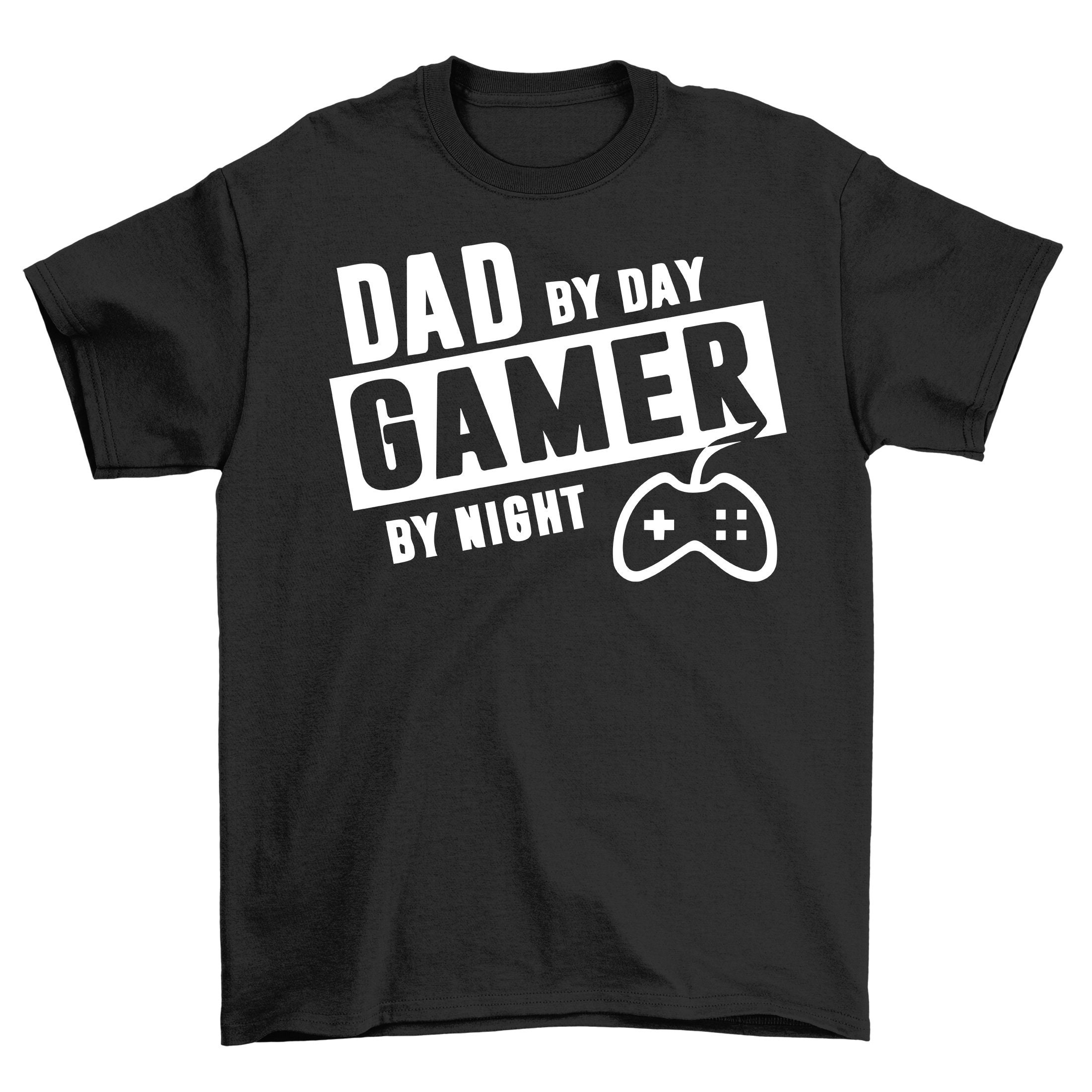 Dad By Day Gamer By Night Funny Father’s Day Unisex T-Shirt