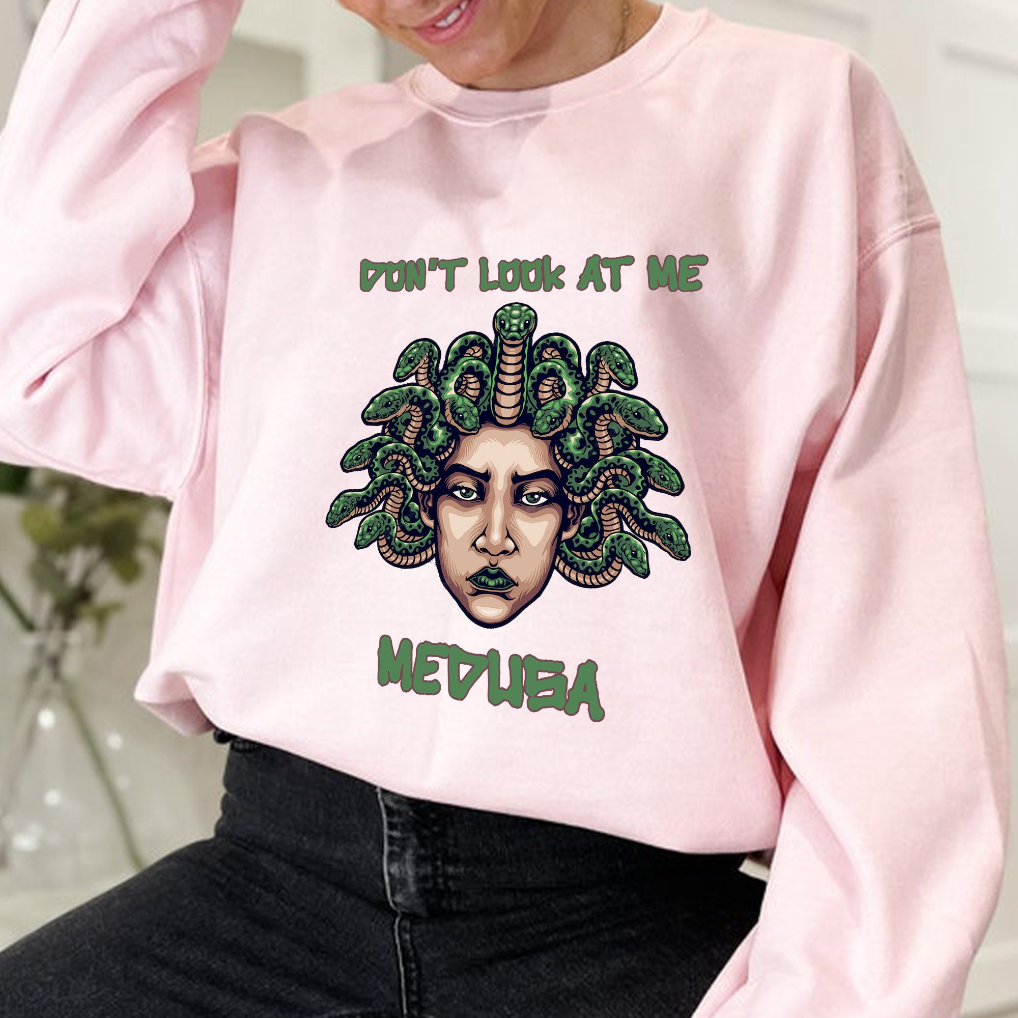 Don't Lookk At Me Medusa Unisex T-Shirt - Beeteeshop