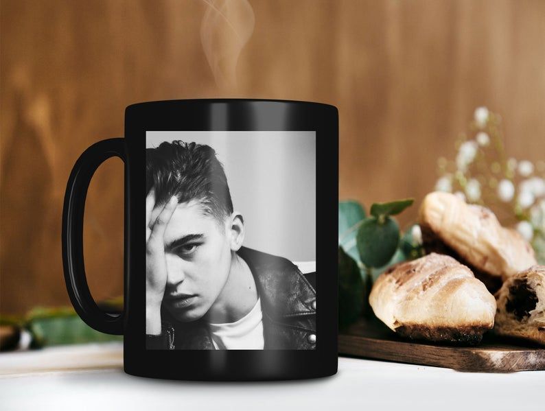 Hero Fiennes Tiffin Mug Lord Voldemort Mug Tom Marvolo Riddle Mug Retro Vintage Premium Sublime Ceramic Coffee Mug Black