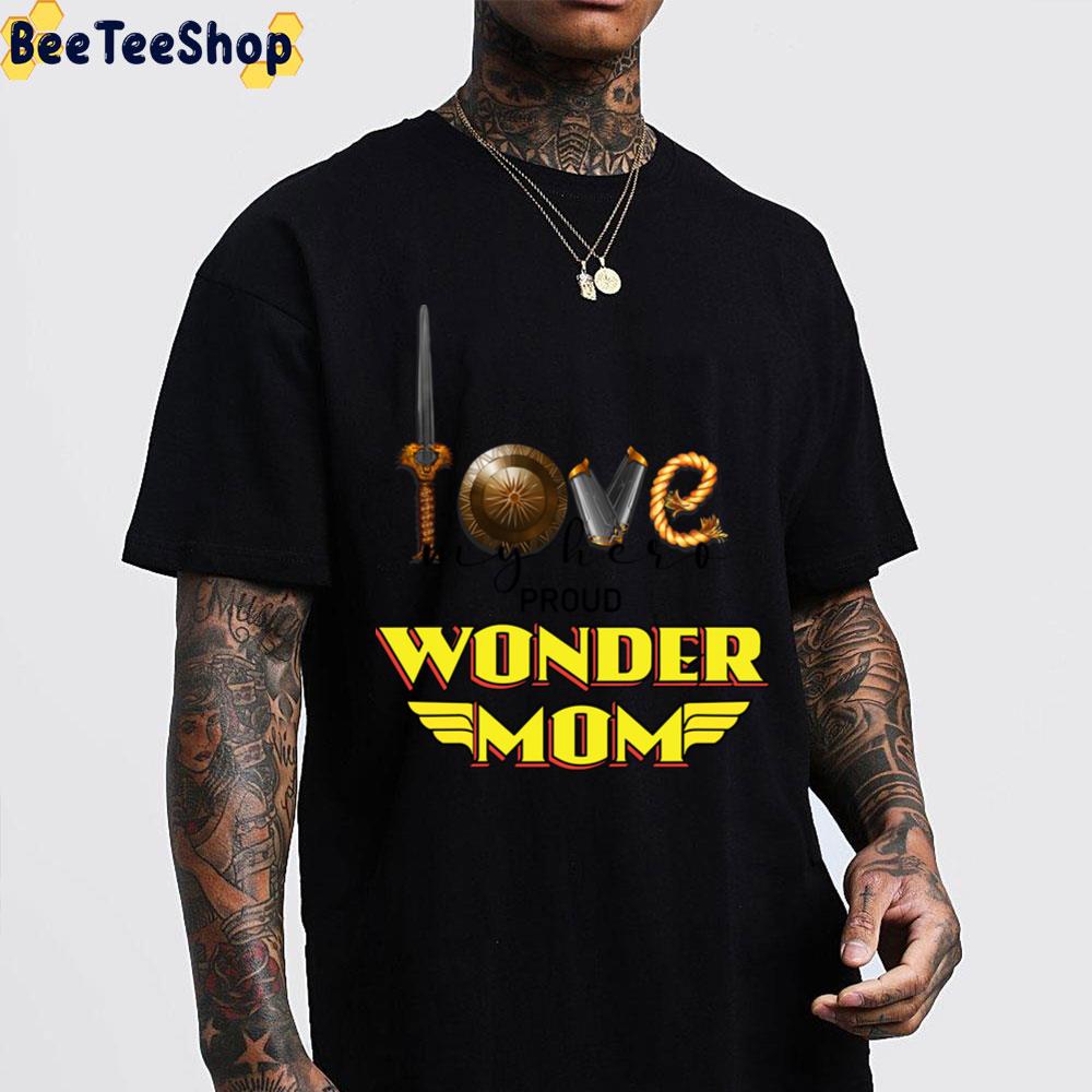 Love Wonder Woman Unisex T-Shirt