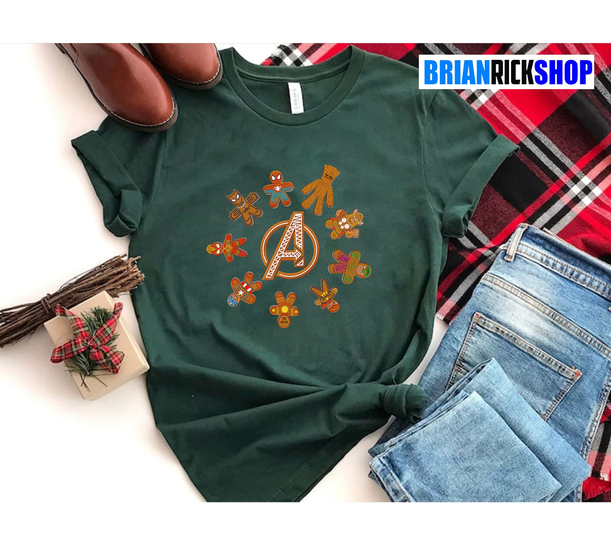 Marvel Gingerbread Cookie Avengers Team Christmas Unisex T-Shirt
