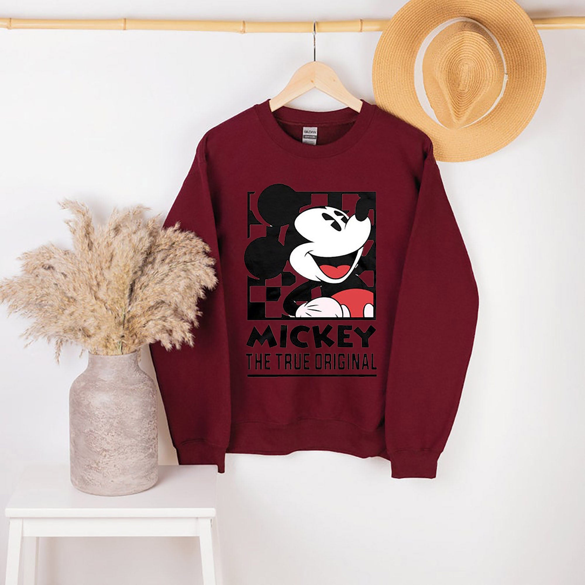 Mickey Minnie Disneyworld Art Unisex Sweatshirt
