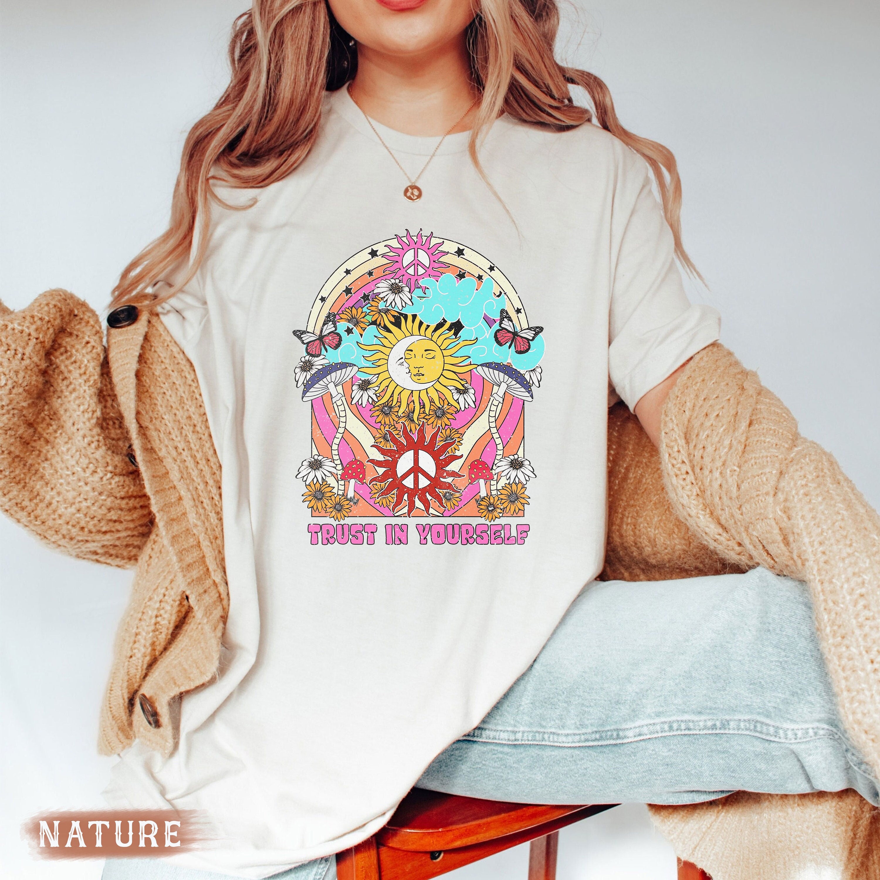 Moom And Sun Floral Trust In Yourself Hippie Y2k Graphic Unisex T-Shirt
