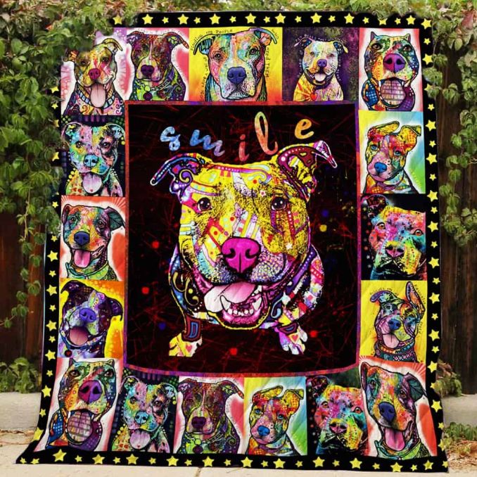 Pitbull Smile – Quilt Blanket