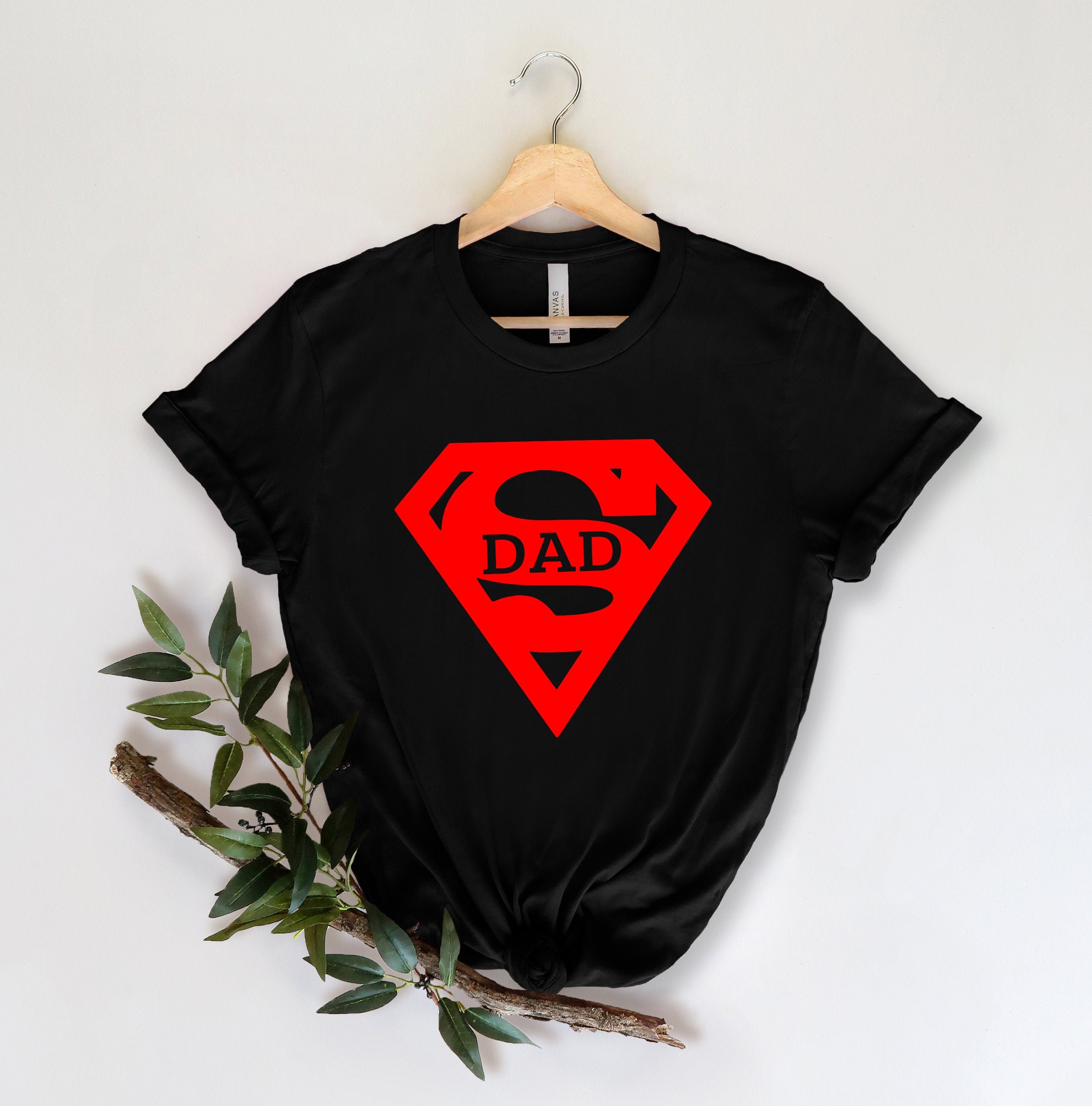 Red Art Super Dad Father’s Day Unisex T-Shirt