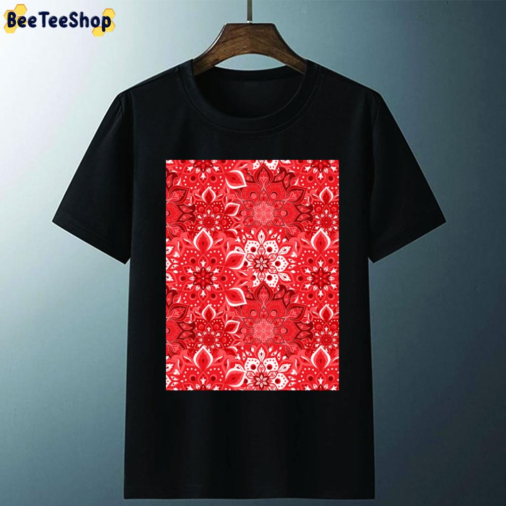 Red MAndala Pattern Unisex T-Shirt