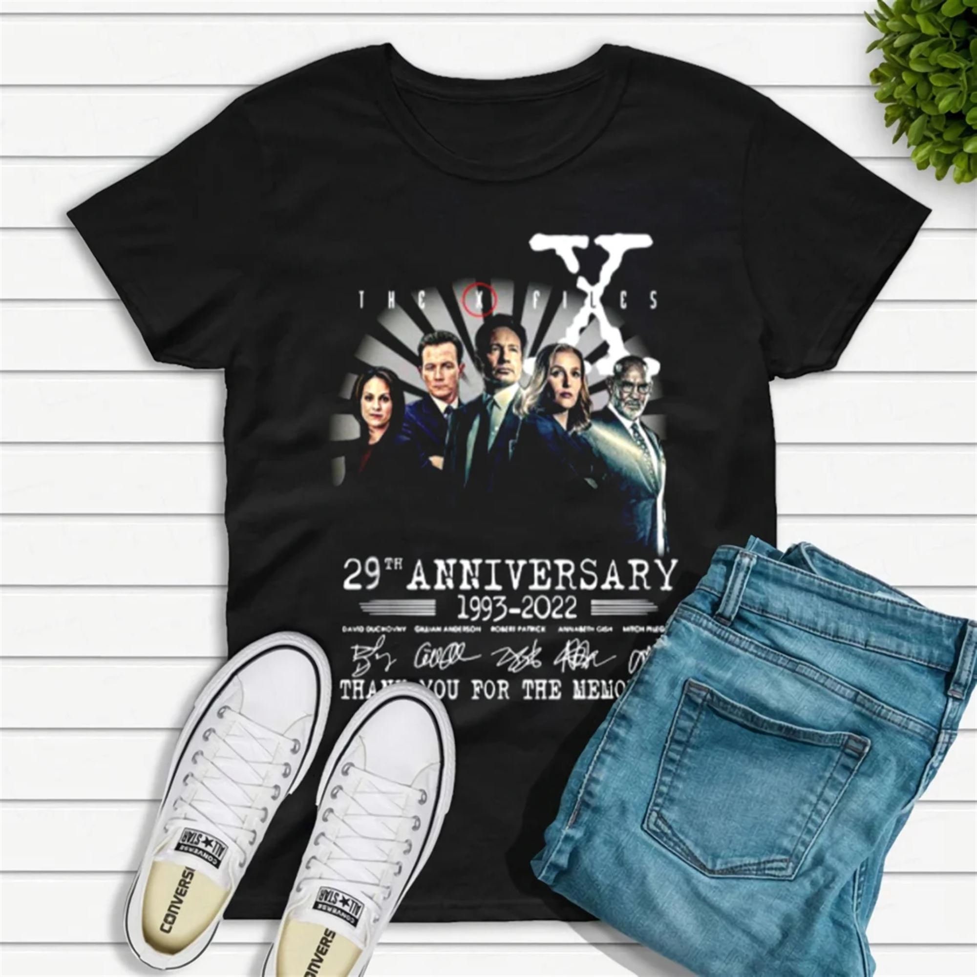 The X Files 29th Anniversary 1993-2022 Signatures Thank You For The Memorise Unisex T-Shirt