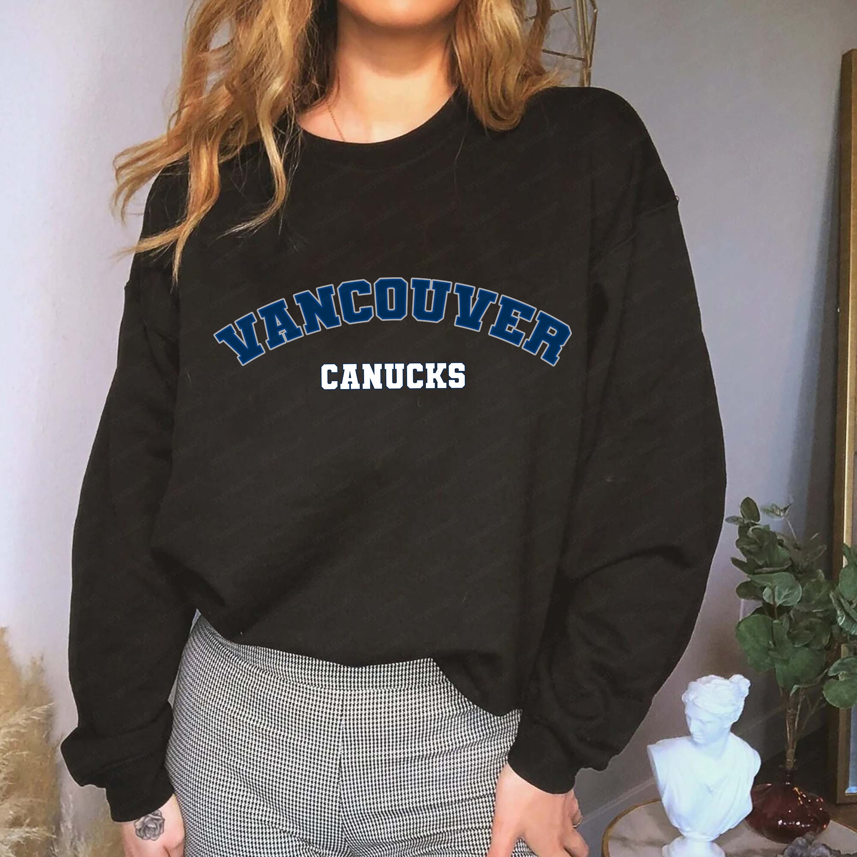 Vancouver Canucks Hockey Team Unisex Sweatshirt