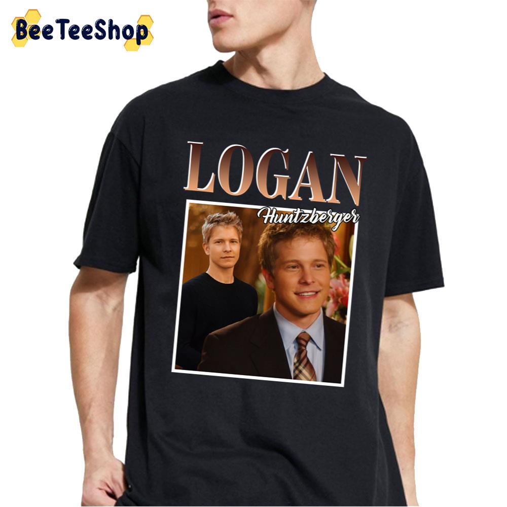 90’s Retro Art Logan Huntzberhger Unisex T-Shirt