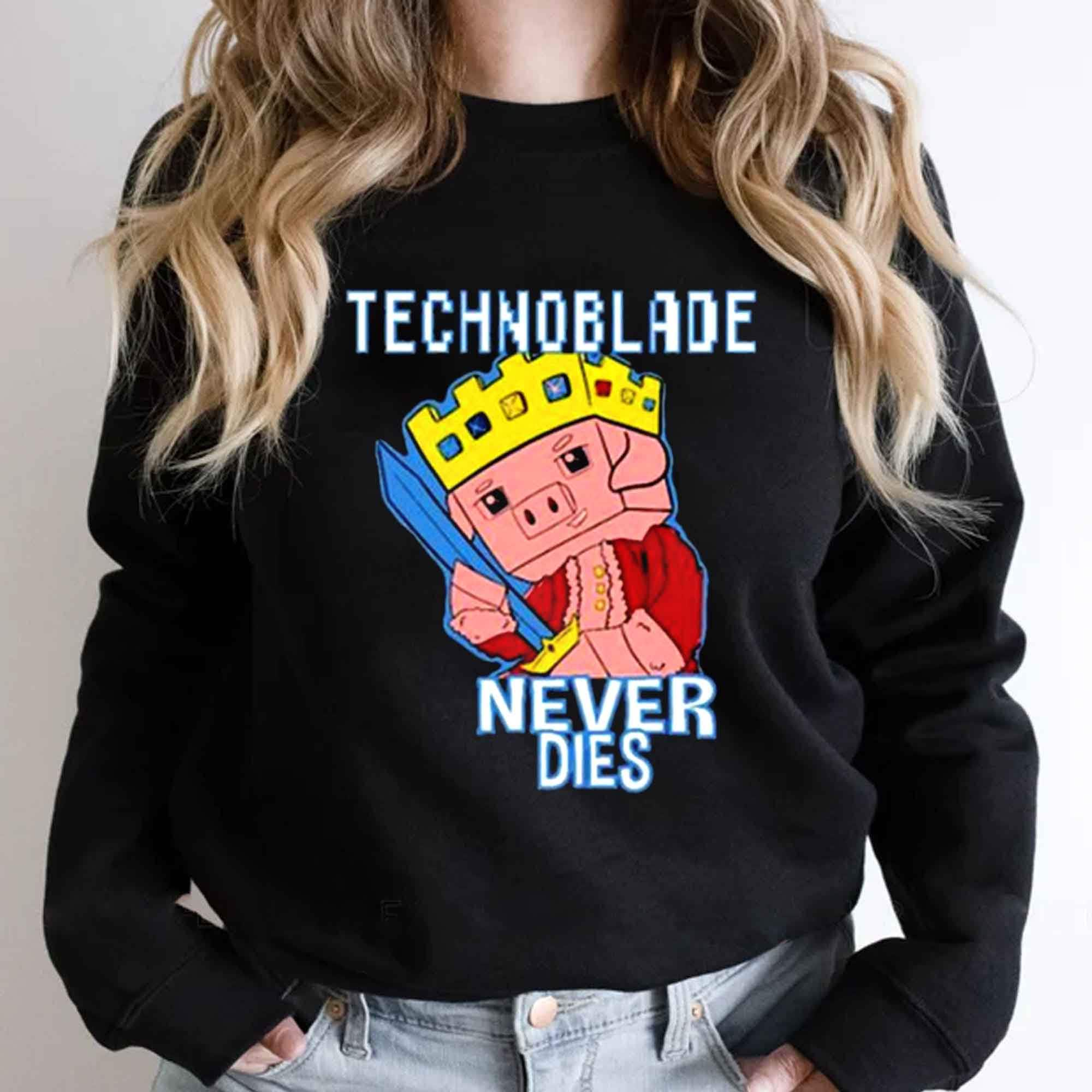 Technoblade Never Dies' Unisex Crewneck Sweatshirt