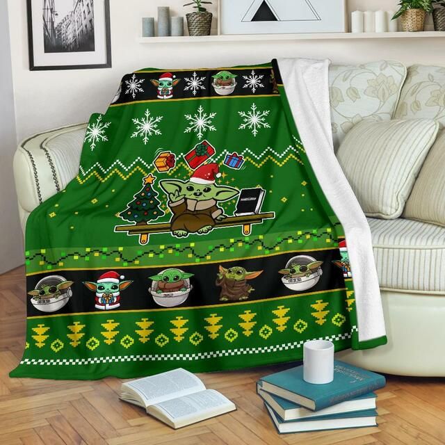 Baby Yoda Christmas Fleece Blanket Throw Blanket Gift