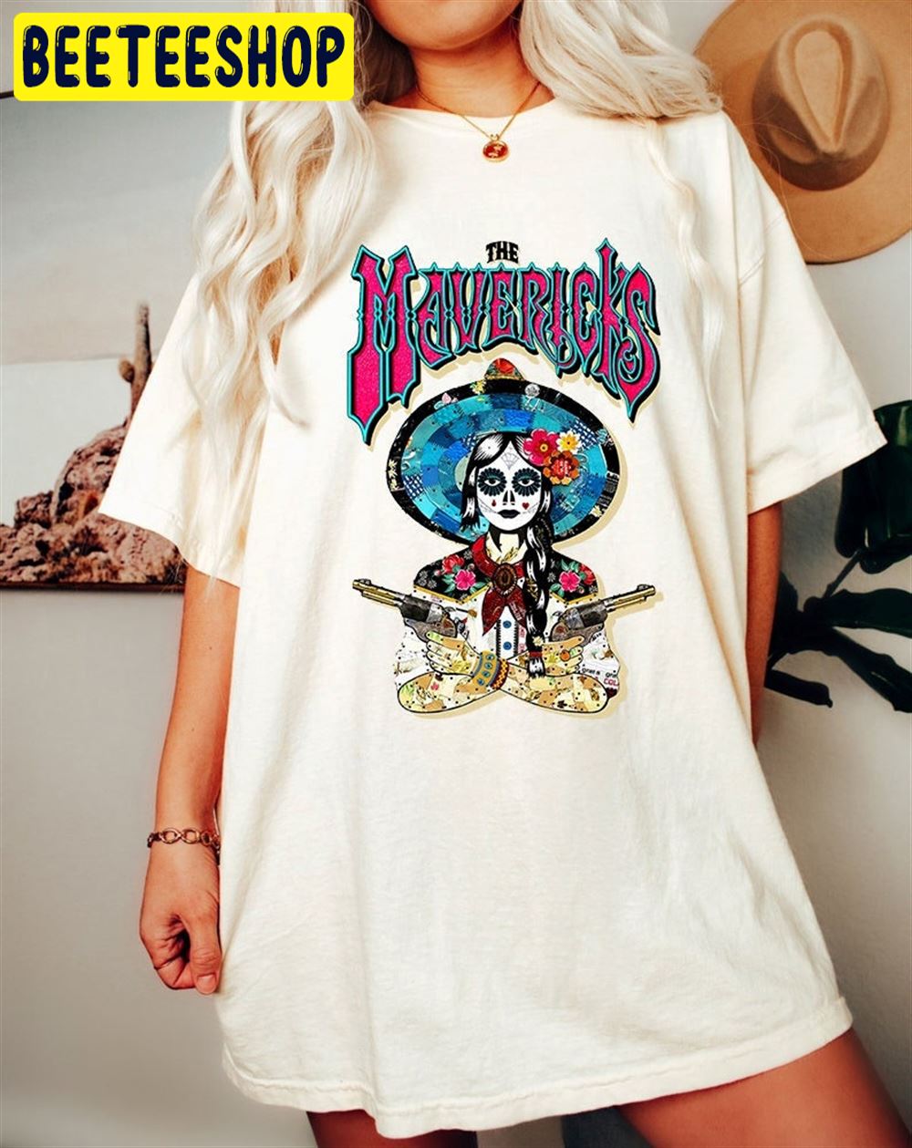 Mavericks Summer Tour 2022 Girl And Gun Art Unisex T-Shirt