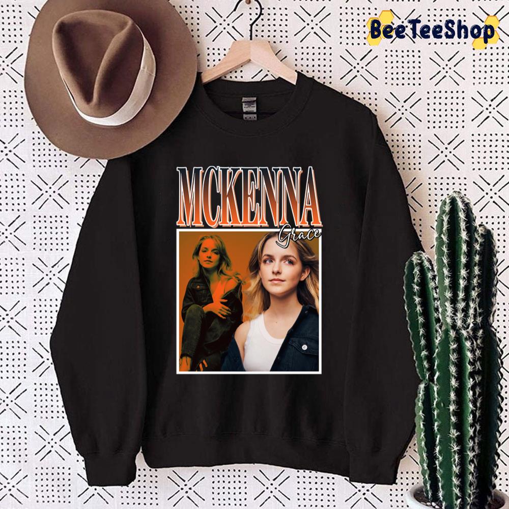 Mckenna Grace 90’s Vintage Art Unisex Sweatshirt