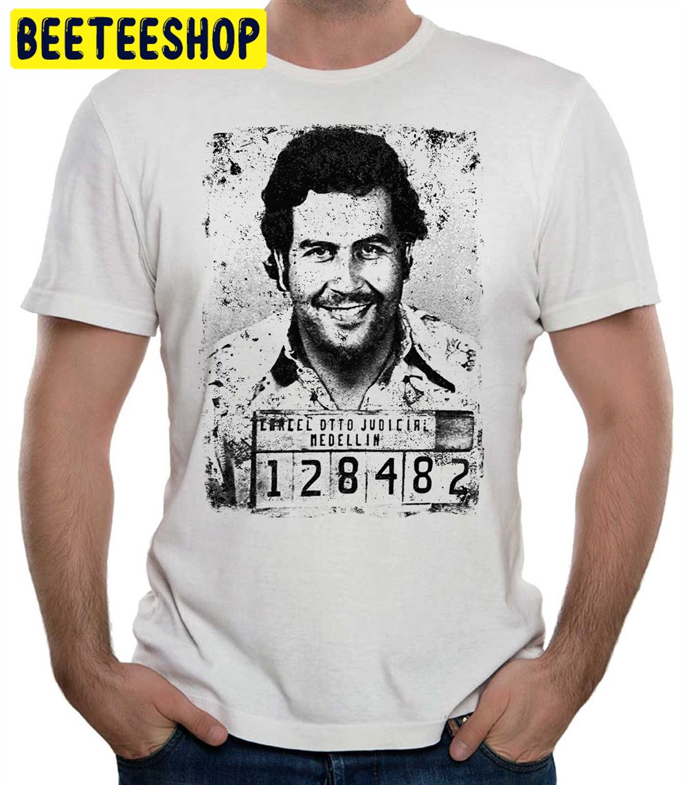 vegetarisch Inheems lassen Pablo Escobar-Narcos Silver Or Lead Unisex T-Shirt - Beeteeshop