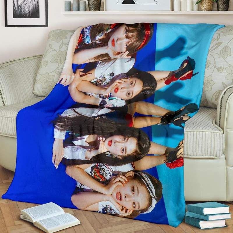 Red Velvet Power Up Fleece Blanket Throw Blanket Gift