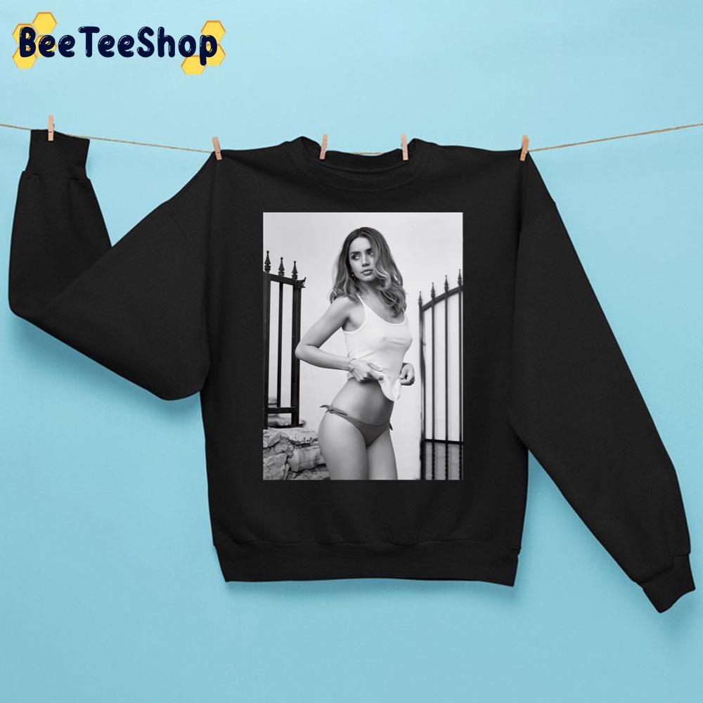 Sexy Ana De Armas Unisex Sweatshirt