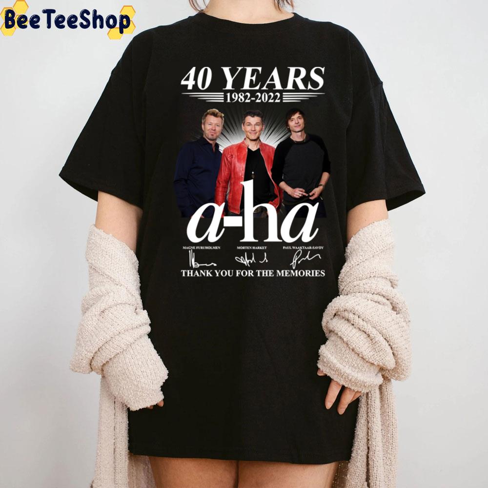 A Ha 40 Years 1982 2022 Signatures Thank You For The Memories Trending Unisex T-Shirt