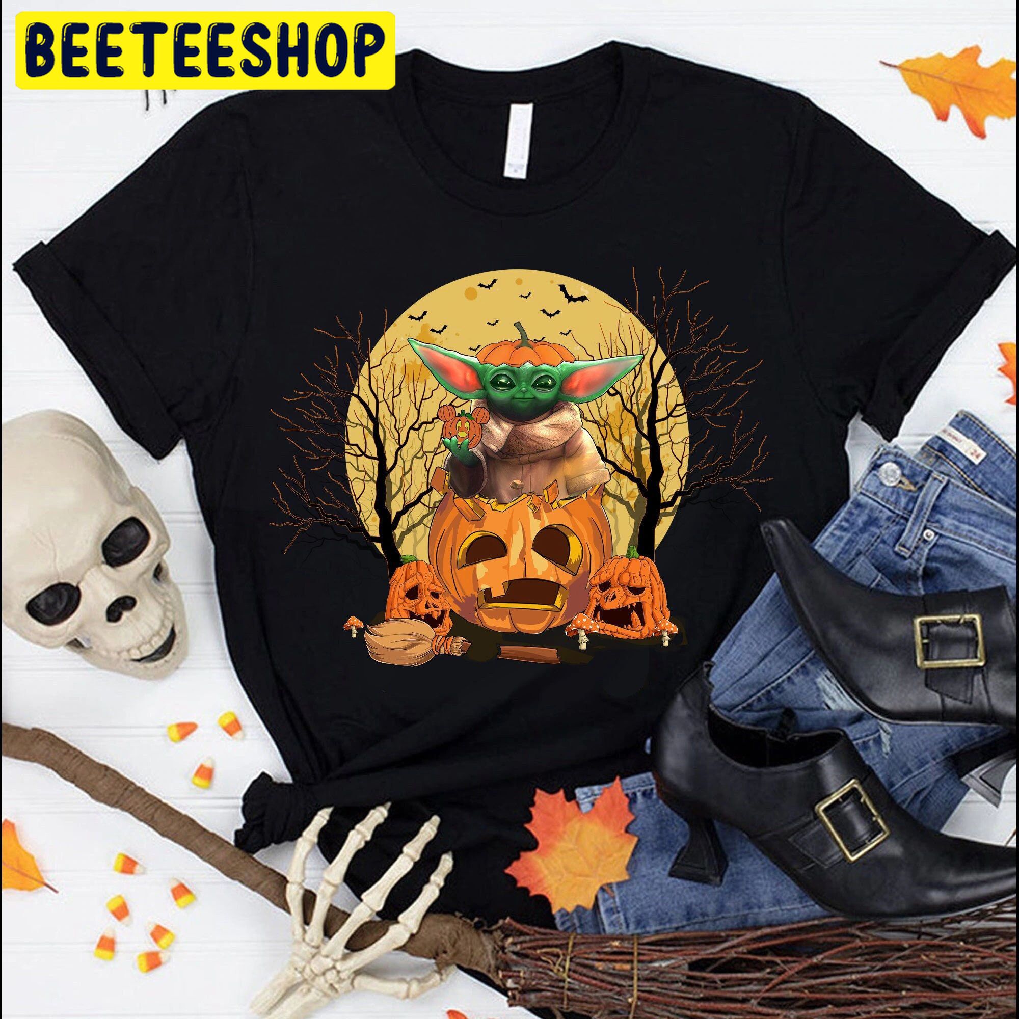 Disney Baby Yoda Pumpkin Family Halloween Unisex T-Shirt