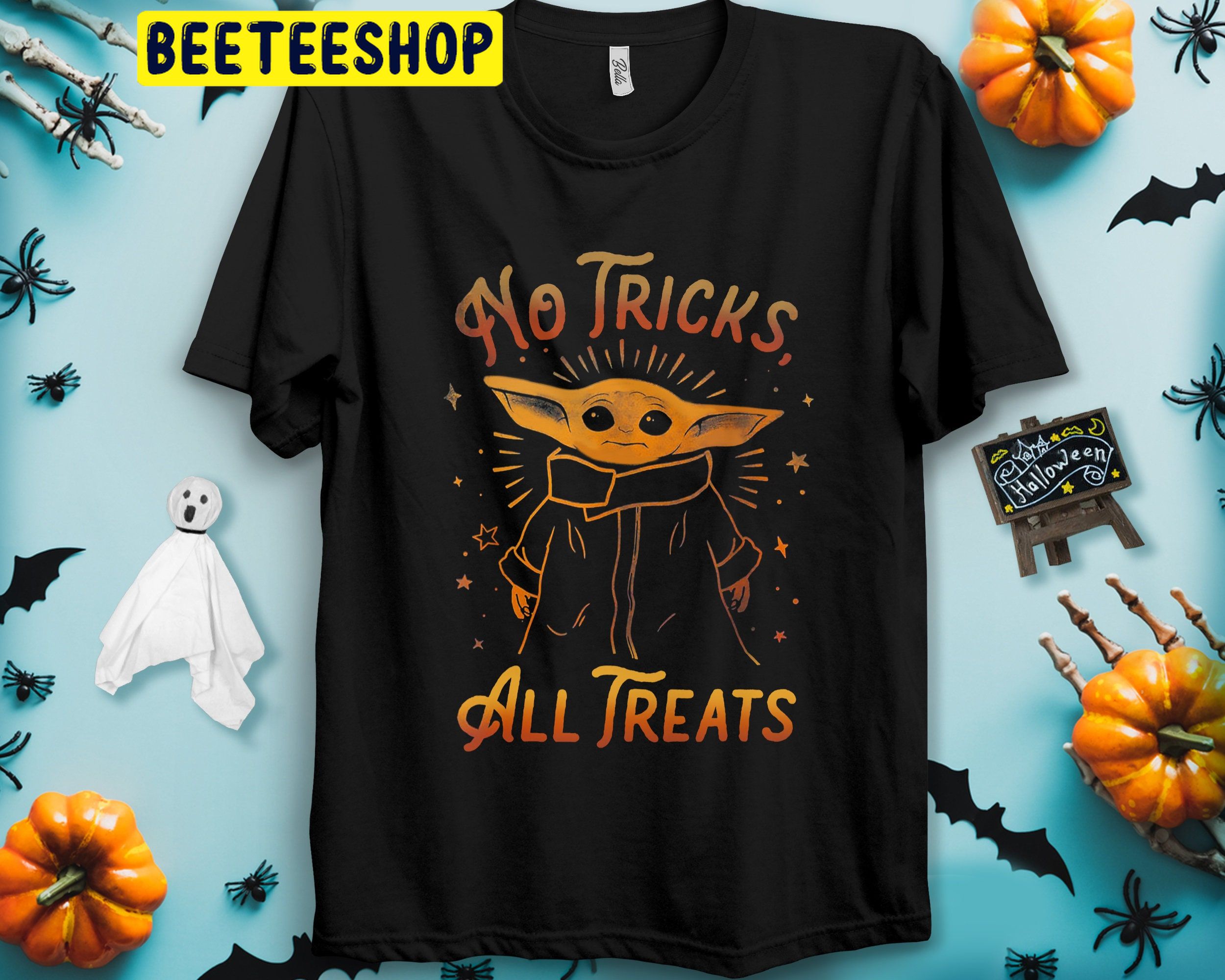 No Tricks All Treats Star Wars Baby Yoda The Mandalorian Halloween Unisex T-Shirt