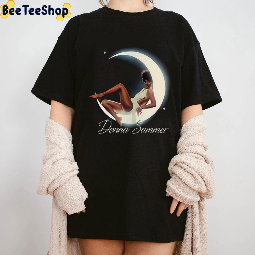 Retro Vintage Donna Summer On The Moon Trending Unisex T-Shirt