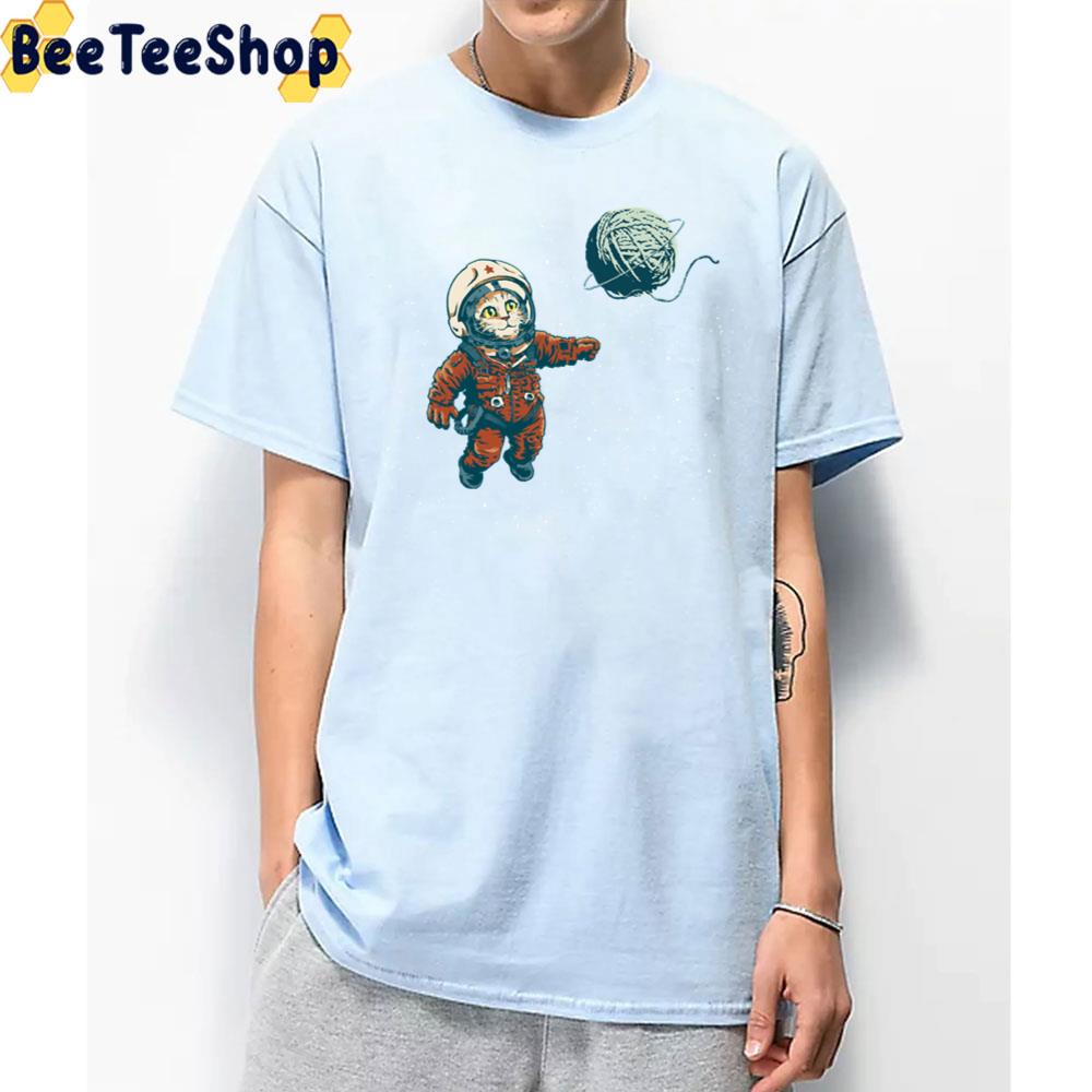 Space Cat With Yarn Ball Unisex T-Shirt