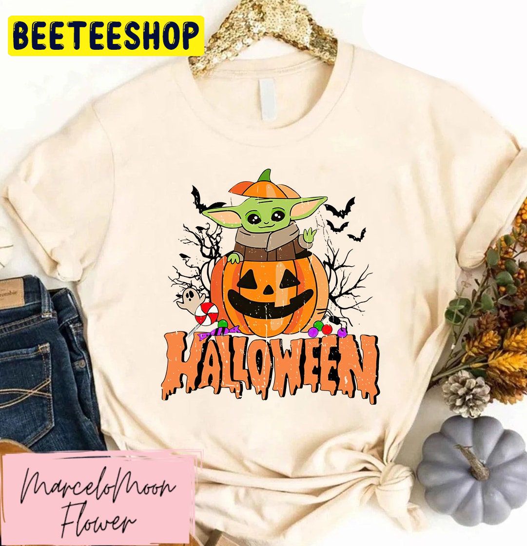 Star Wars Baby Yoda On Pumkin Halloween Unisex T-Shirt