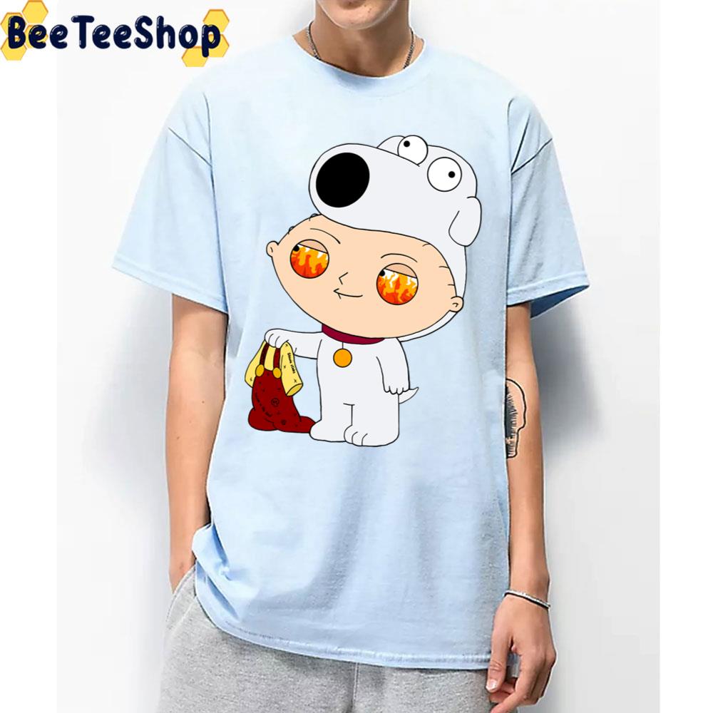 Vedhæftet fil Det Kridt Stewie Dresses Up As Brian Family Guy Trending Unisex T-Shirt - Beeteeshop