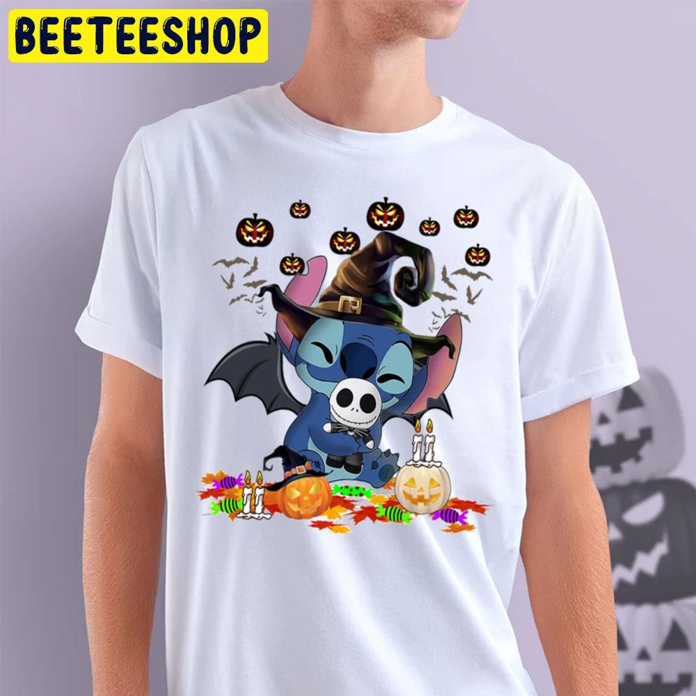 Stitch Hug Jack Pumpkin Halloween Trending Unisex T-Shirt