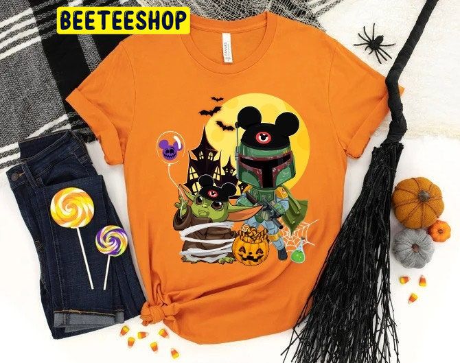 The Mandalorian & Baby Yoda Pumpkin Candy Mickey Balloon Halloween Unisex T-Shirt